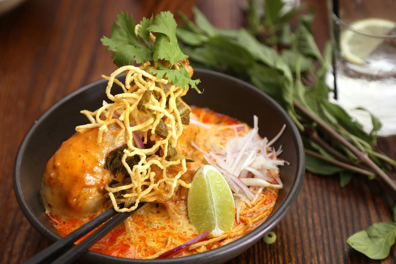 Khao Gaeng Thai Street Food